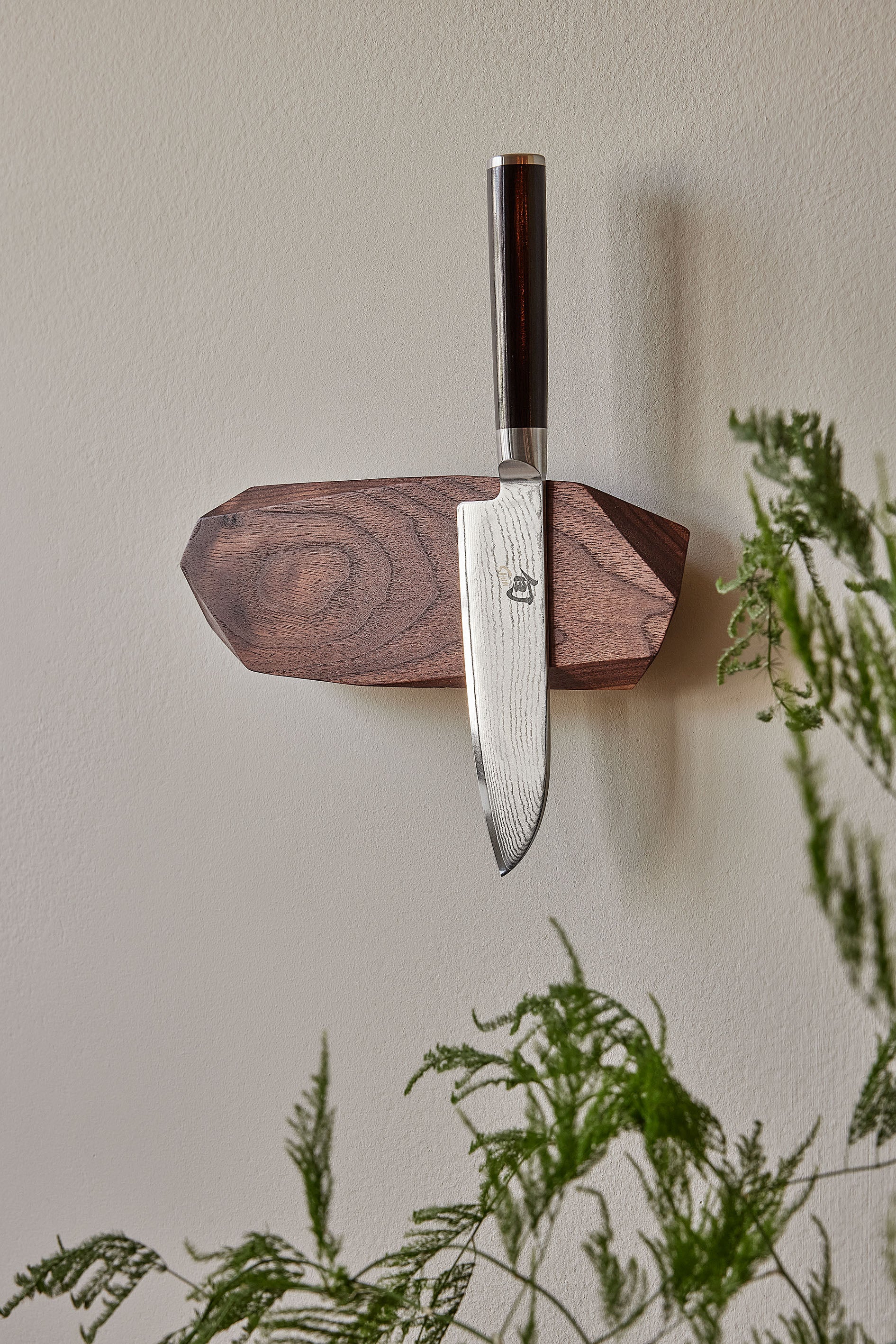 Knivmagnet 25 cm fra siden